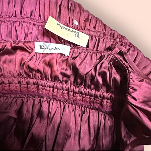 IR NWT Vernacular Satin Like Spaghetti Strap Dress in Deep Maroon. Size Small 💃 - Picture 11 of 14